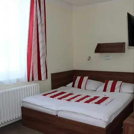 Hotel U Ledu Velké Popovice