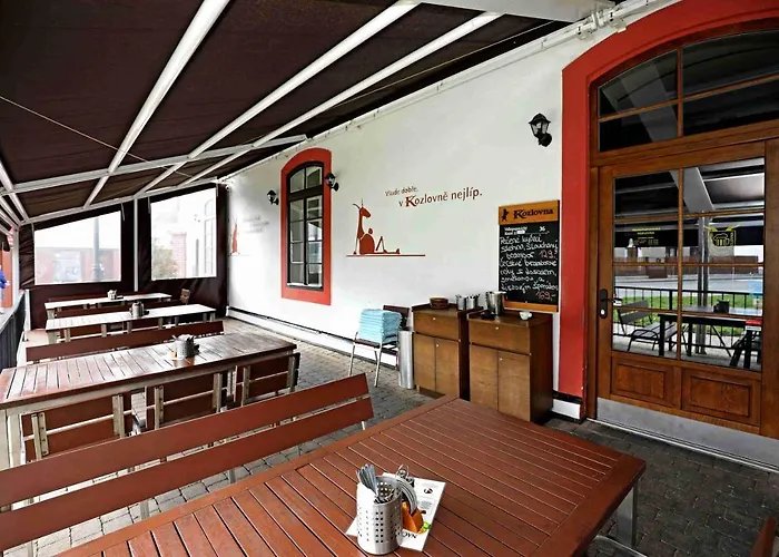 Hotel U Ledu Velke Popovice